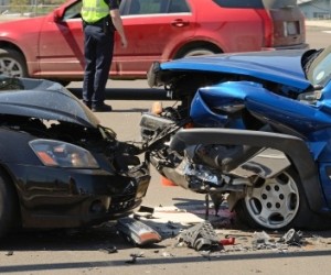 Leavenworth County Head-on Car Accident Kills Two